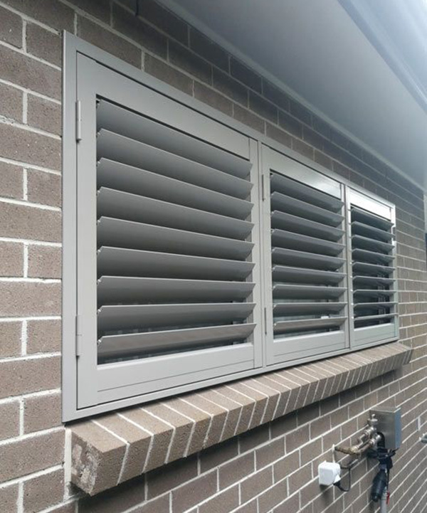 cua-chop-lat-nhom-kinh-5