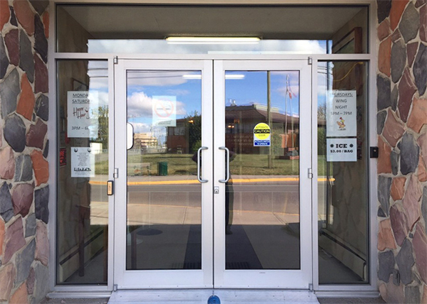 cua-di-chinh-nhom-kinh-7