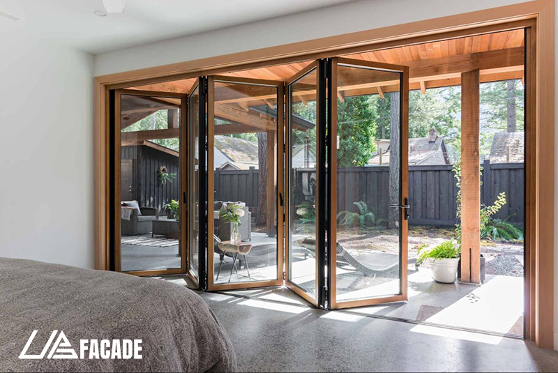 cua-nhom-kinh-phong-ngu-7